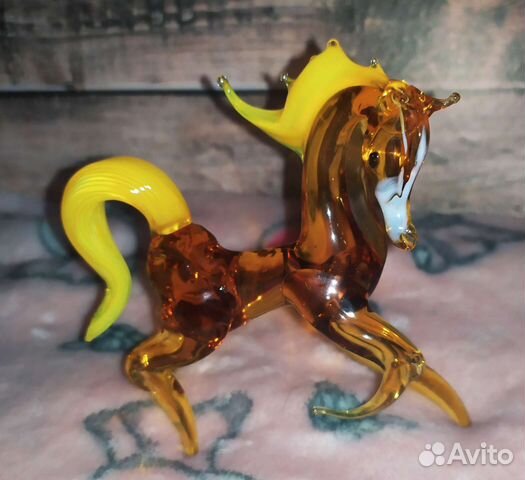 Фигурка из стекла 