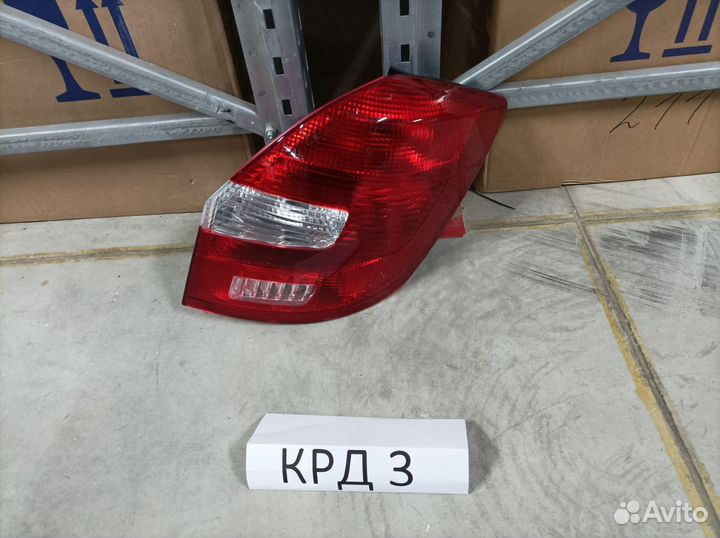 Фонарь правый Skoda Fabia 2 5J 2007-2014