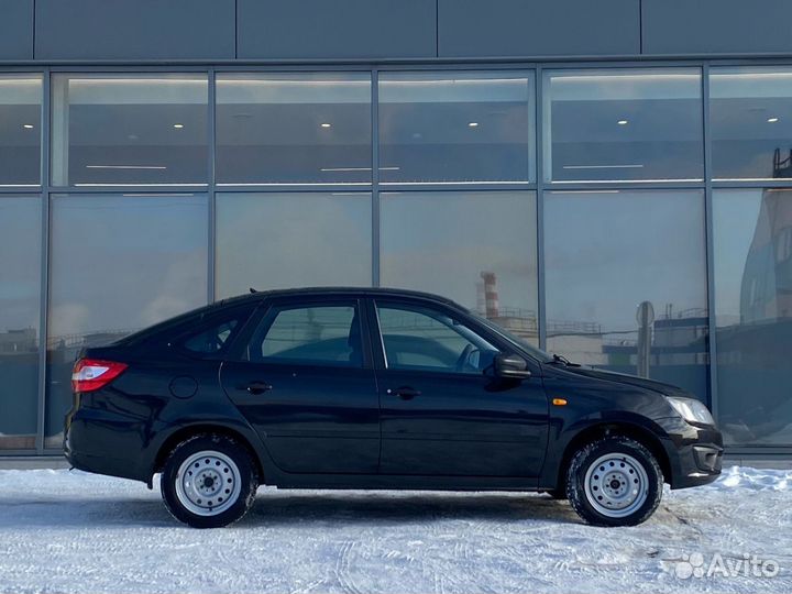 LADA Granta 1.6 МТ, 2017, 190 000 км