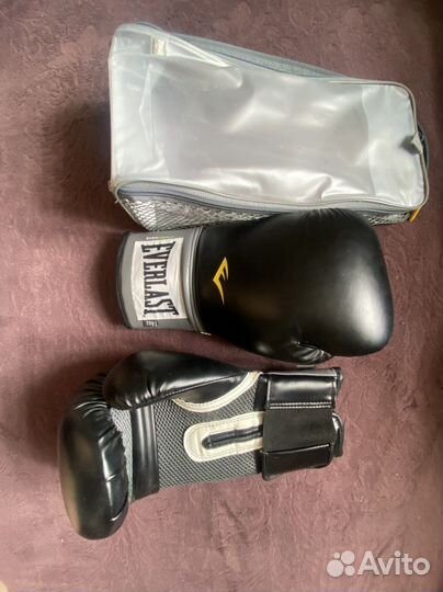 Боксерские перчатки everlast 14oz