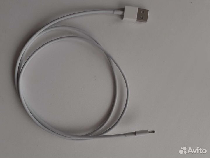 Шнур для зарядки iPhone