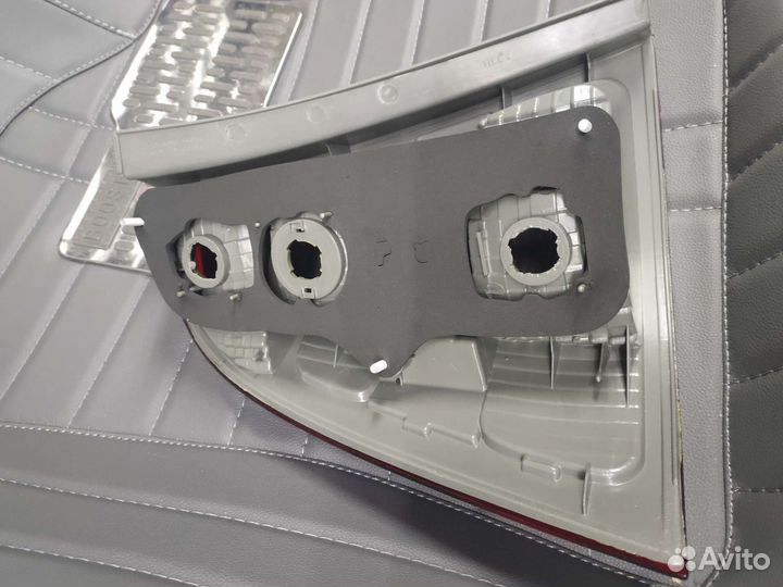 Задний фонарь fielder