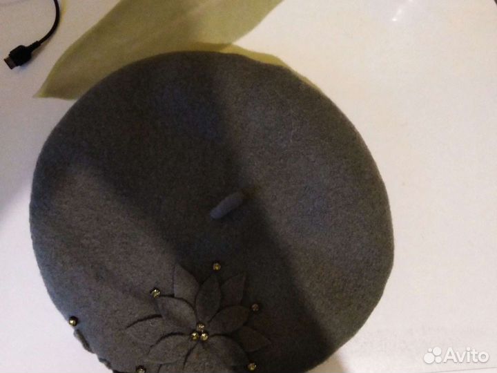 Берет новый цвет оливковый