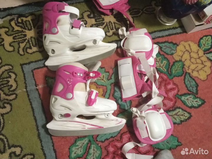 Коньки хоккейные детские