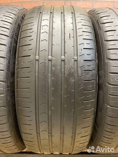 Continental ContiPremiumContact 5 215/55 R17 94W