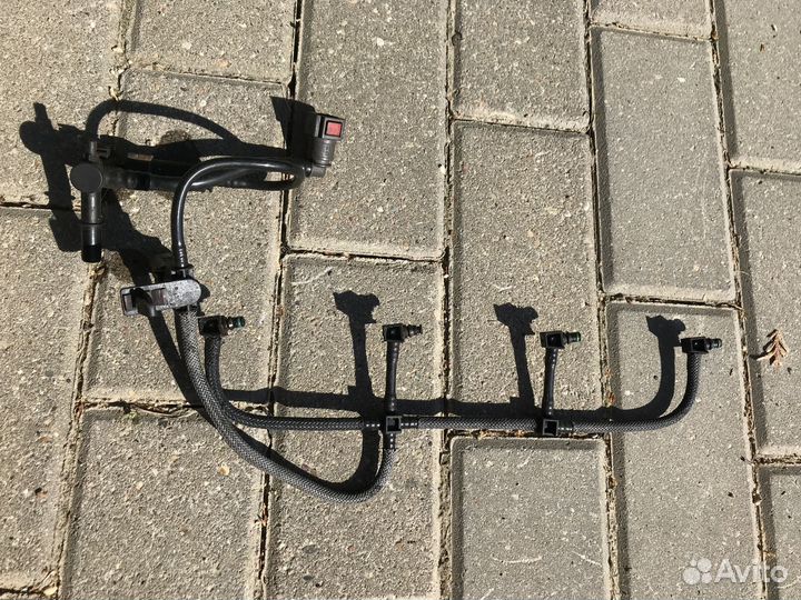 Трубка обратки Ford 1.8 TDI 2010 г