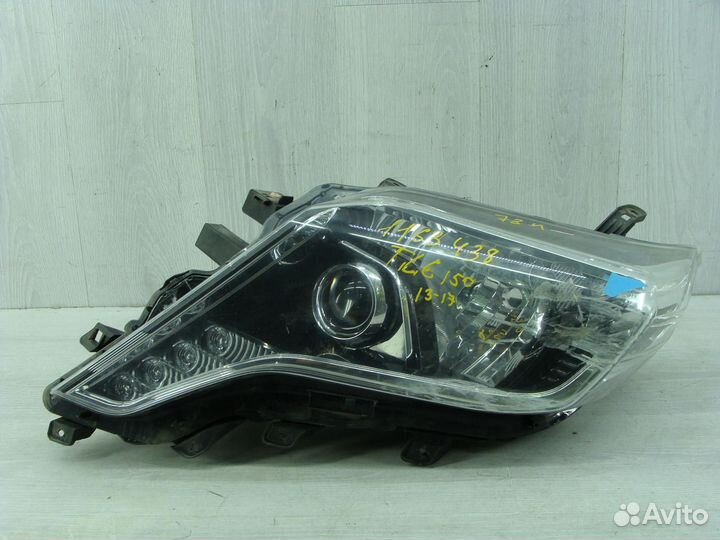Фара левая Toyota Land Cruiser