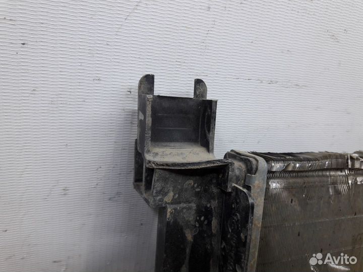 Радиатор охлаждения Renault Logan 2 2014