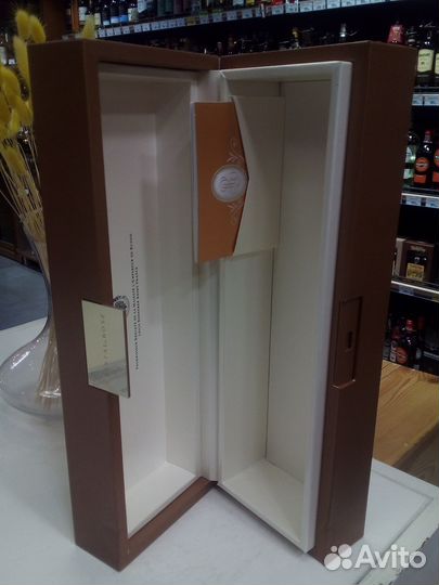 Футляр (коробка) от шампанского Кристаль 2013г