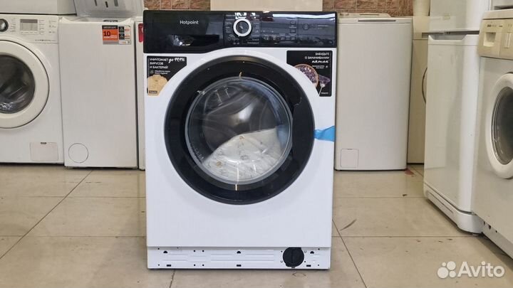 Стиральная машина Hotpoint новая 8кг