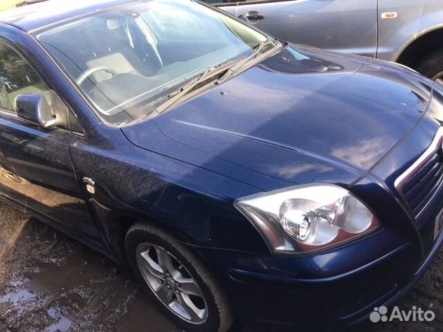 Разбор на запчасти Toyota Avensis 2