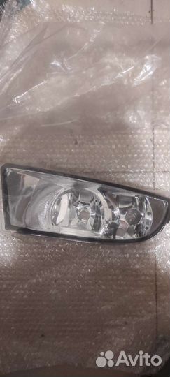 Противотуманная фара Шкода Фабия 2 рестайлинг