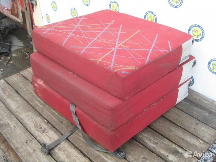 Спальник нижний 504058560 iveco, Stralis