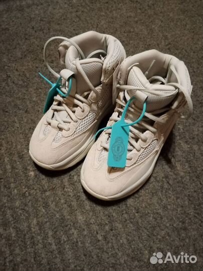 Кроссовки детские