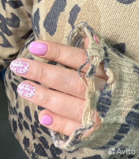 Маникюр, педикюр