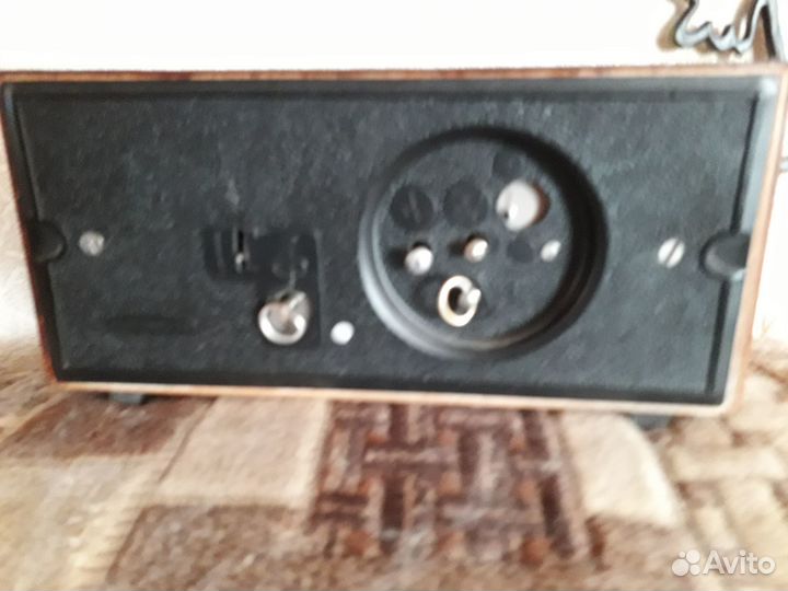 Часы Наири настольные механические