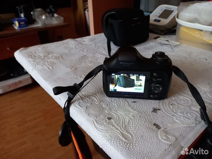 Фотоаппарат Sony Cyber-shot DSC-H100