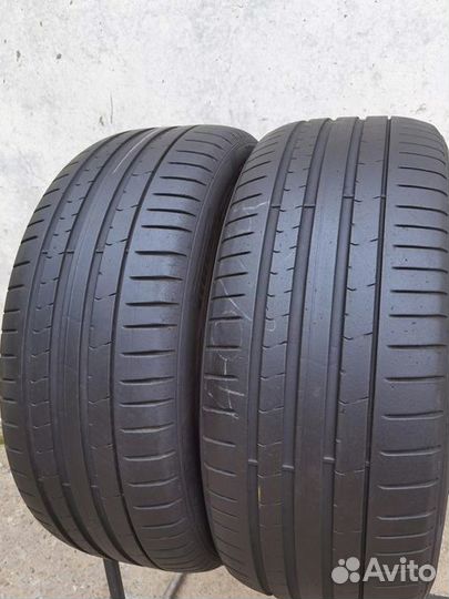 Pirelli P Zero 245/40 R19 94W