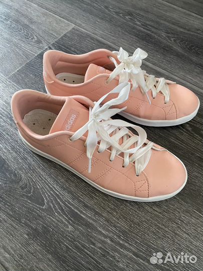 Кроссовки adidas