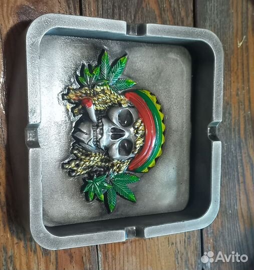 Пепельница сувенир череп