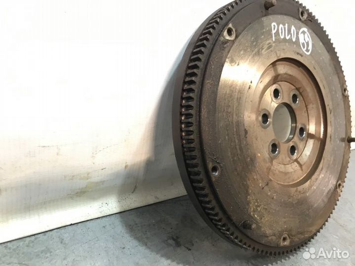 Маховик Volkswagen Polo 1 седан CFN 273091 2011