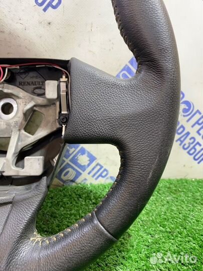 Руль Renault Fluence седан 1.6 K4M V838 2013