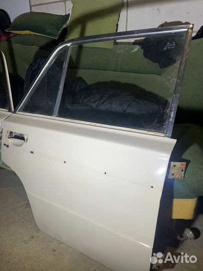 Двери задние ваз 2106