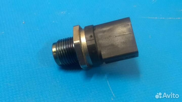 Датчик давления топлива BMW 5-серия E60/E61