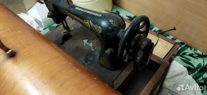 Швейная машинка