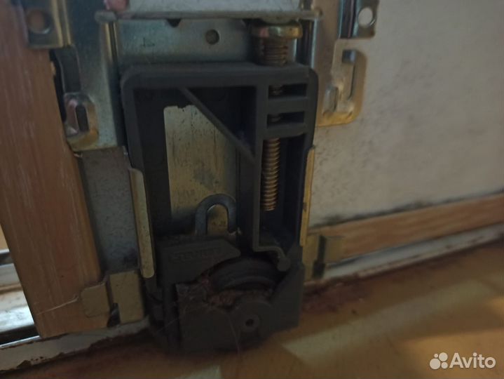 Ремонт шкафов купе, замена зеркал