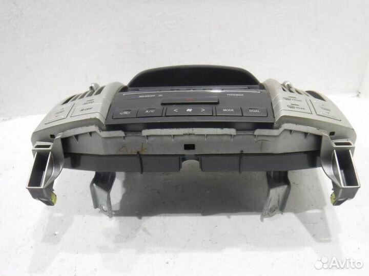 Блок управления климат контролем 8401048310