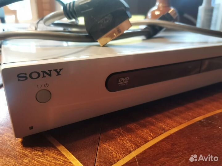 Cd dvd плеер Sony