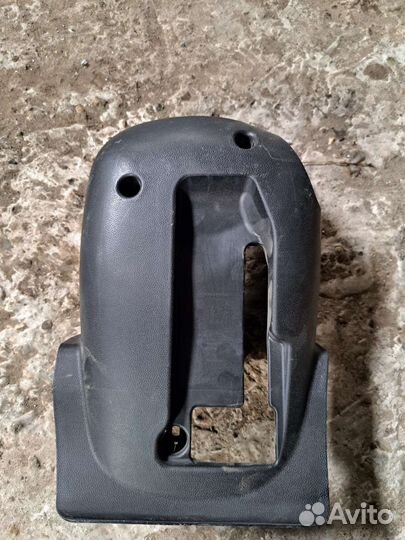 Кожух рулевой колонки Mazda 3