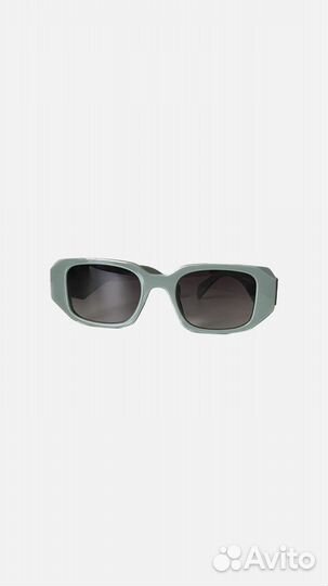 Очки в стиле prada