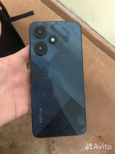 Infinix HOT 30i, 4/64 ГБ
