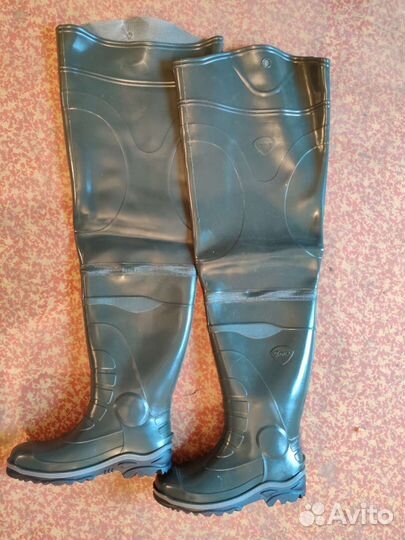 Сапоги резиновые болотные