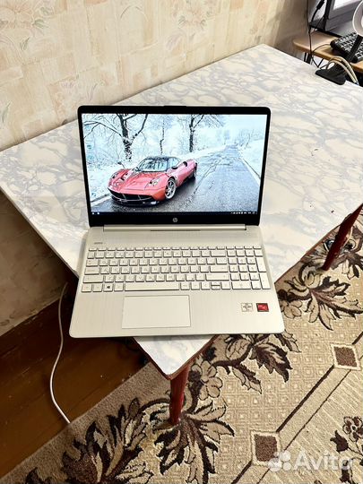 HP Athlon Gold 3150U/256SSD M2/8Gb/FullHD IPS