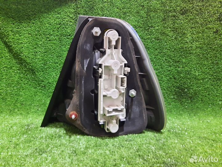 Фонарь задний левый Bmw 3 E46 226S1 (2.2)