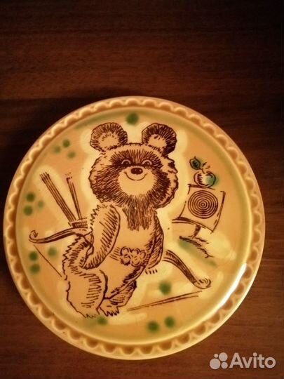 Тарелка панно с олимпийским мишкой