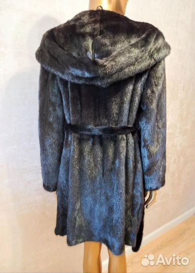 Женская норковая шуба классика