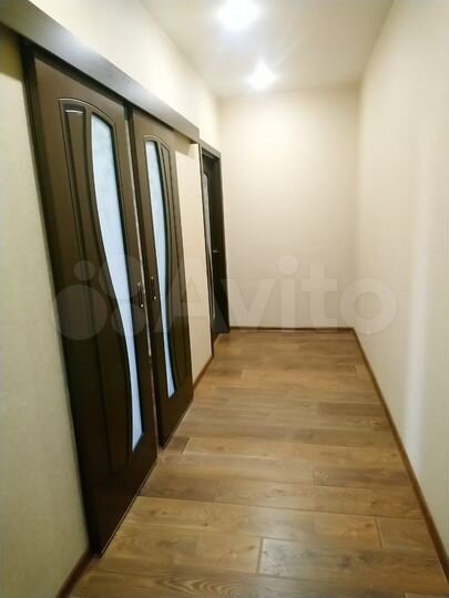 2-к. квартира, 53,2 м², 1/10 эт.