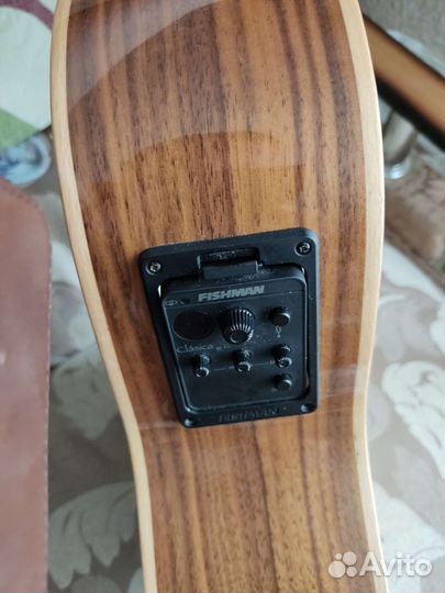 Классическая гитара с подключением