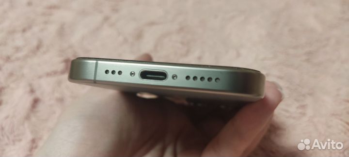 iPhone 15 Pro, 128 ГБ