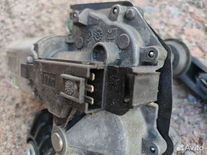 Моторчик дворника задний opel Zafira b