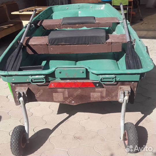 Продается лодка под мотор