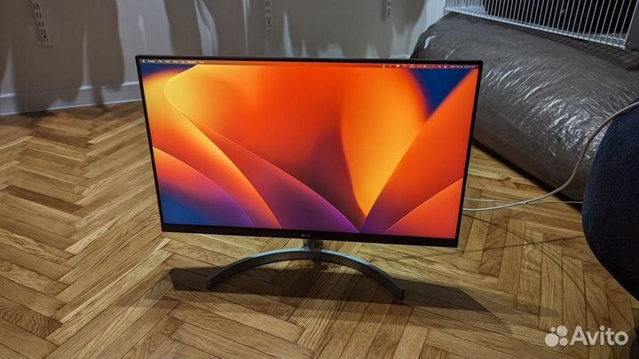 27'' Full HD IPS монитор