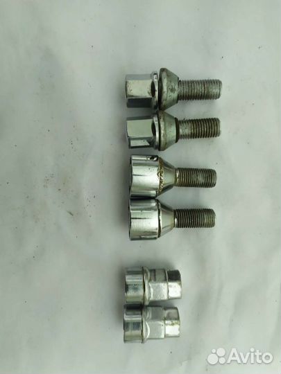 Болты колесные ваз