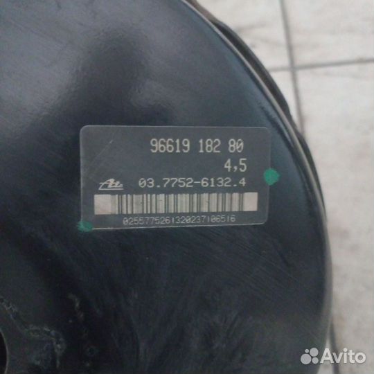 Вакуумный усилитель тормозов пежо206