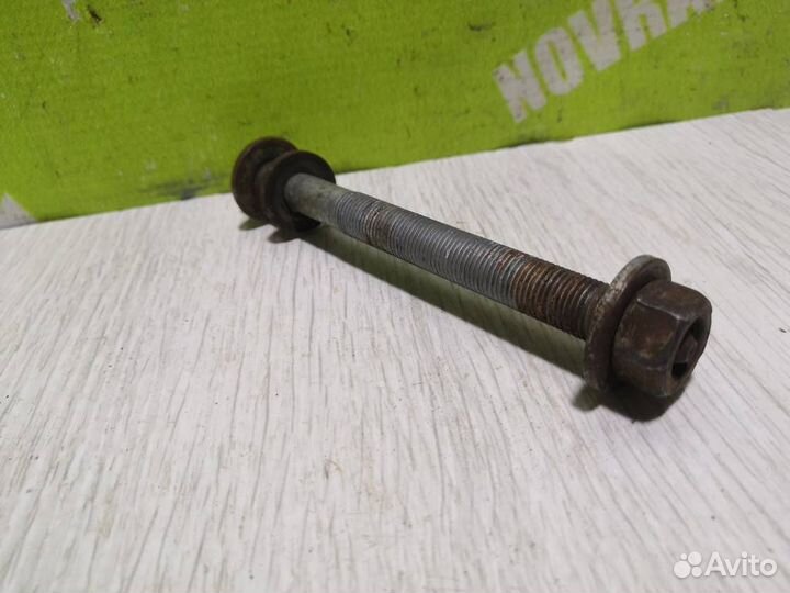 Болт Рено Сценик 2