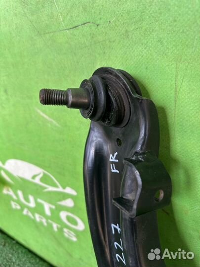 Рычаг нижний hyundai veloster FS G4FJ 2013 Перед. Прав